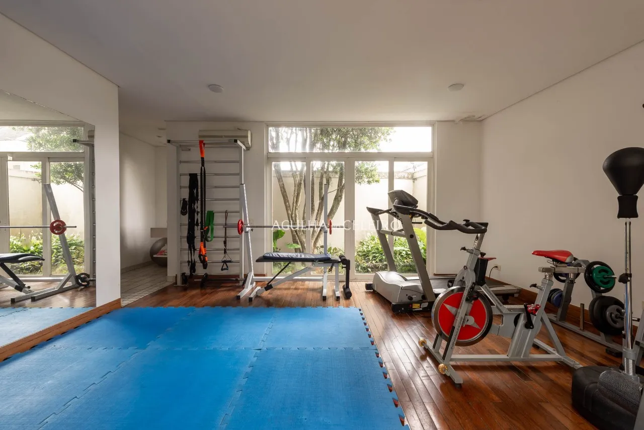 Arquitetura exclusiva integrada ao verde exuberante no Jardim Guedala. – 21676