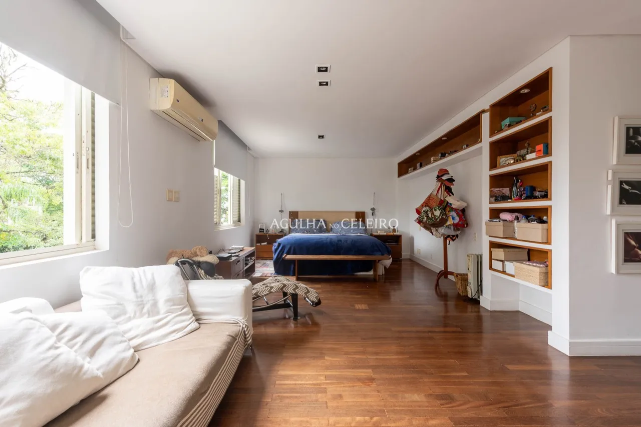 Arquitetura exclusiva integrada ao verde exuberante no Jardim Guedala. – 21676