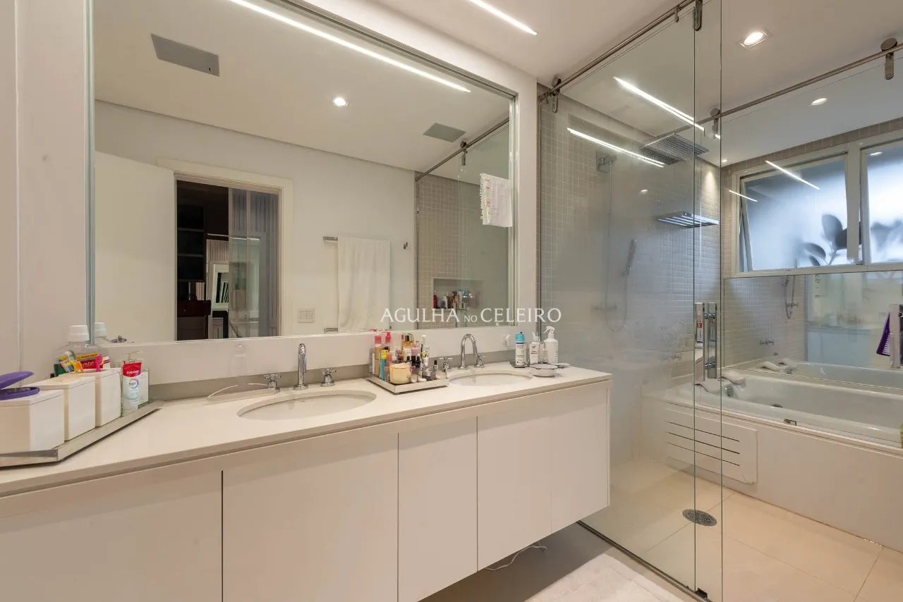 Apartamento sofisticado e pronto para morar no melhor do Jardim Europa. – 21678