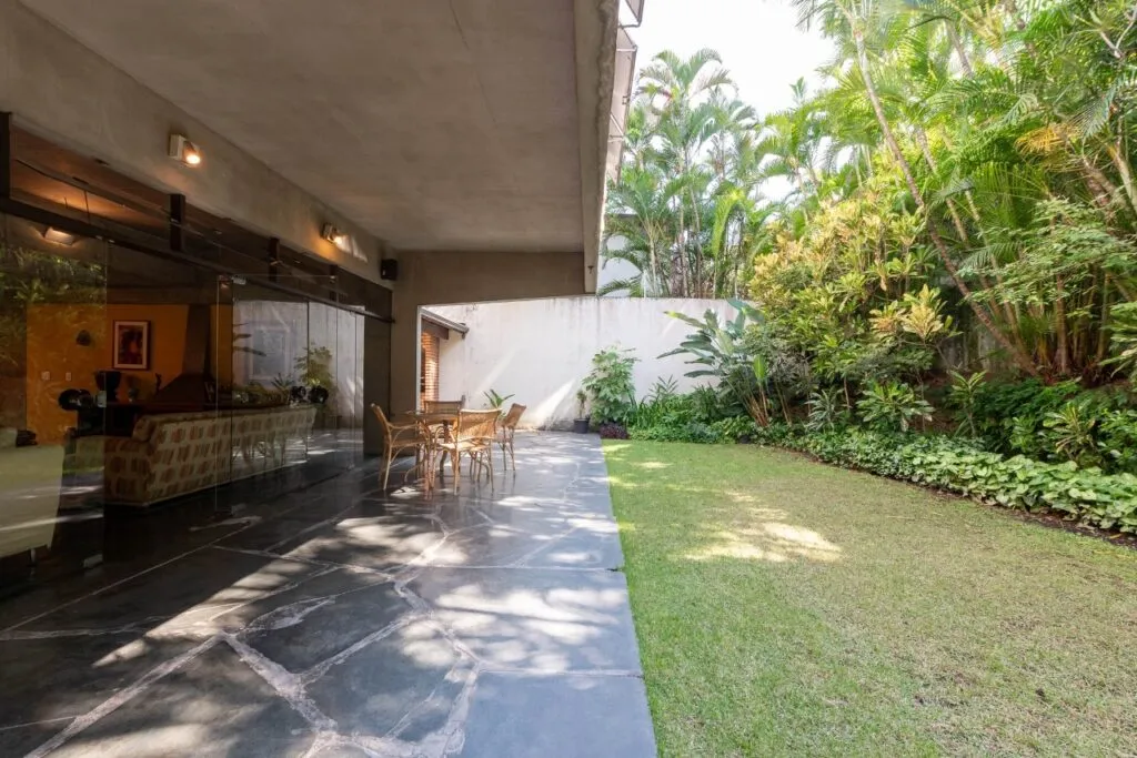 Um refúgio social assinado por Paulo Bastos em Alto de Pinheiros! – 21690