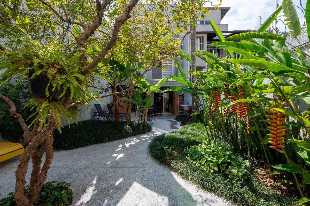 Sobrado Reformado com Rooftop na Vila Madalena – 21692