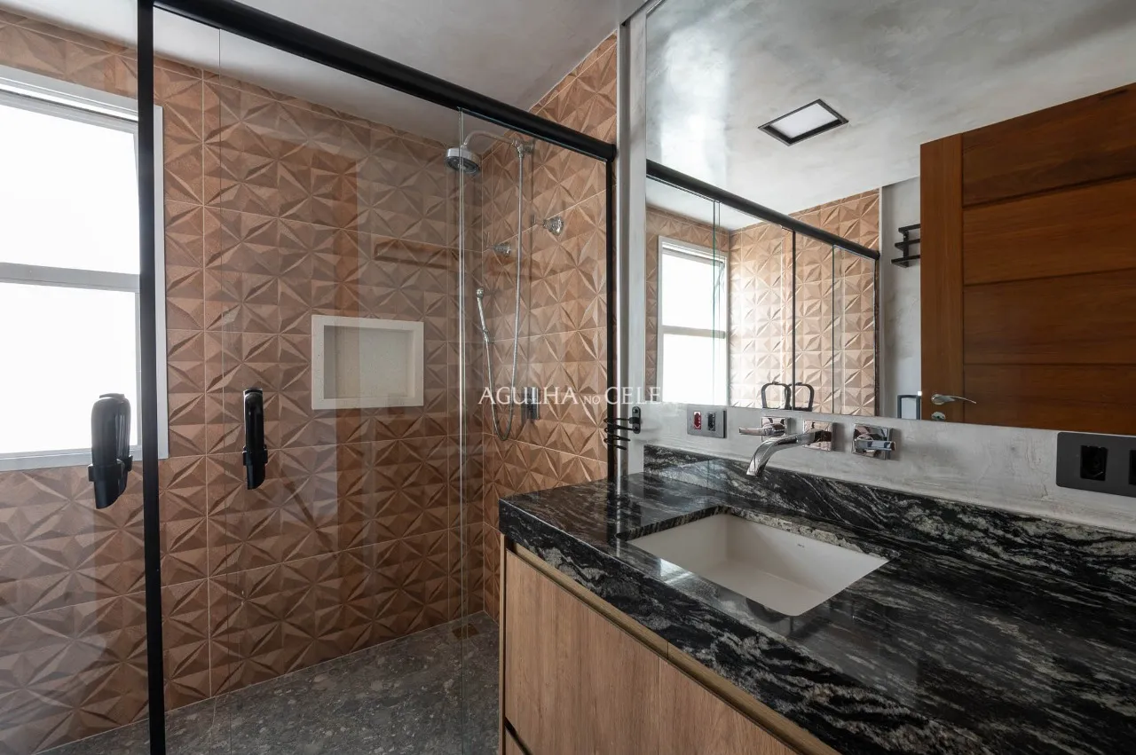 Sobrado Reformado com Rooftop na Vila Madalena – 21692