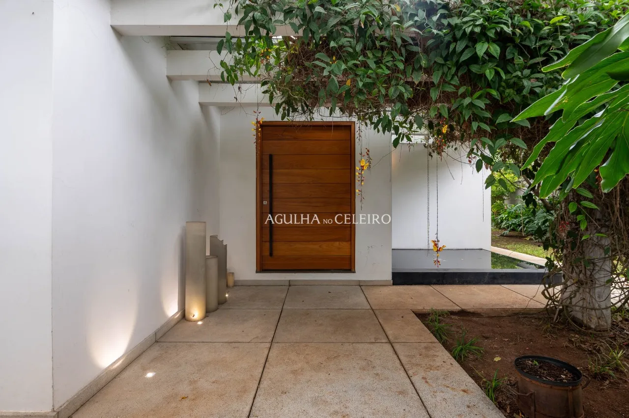 Uma casa térrea entre as árvores em Alto de Pinheiros! – 21694