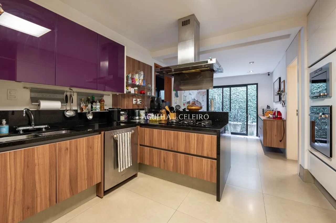 Uma casa térrea entre as árvores em Alto de Pinheiros! – 21694