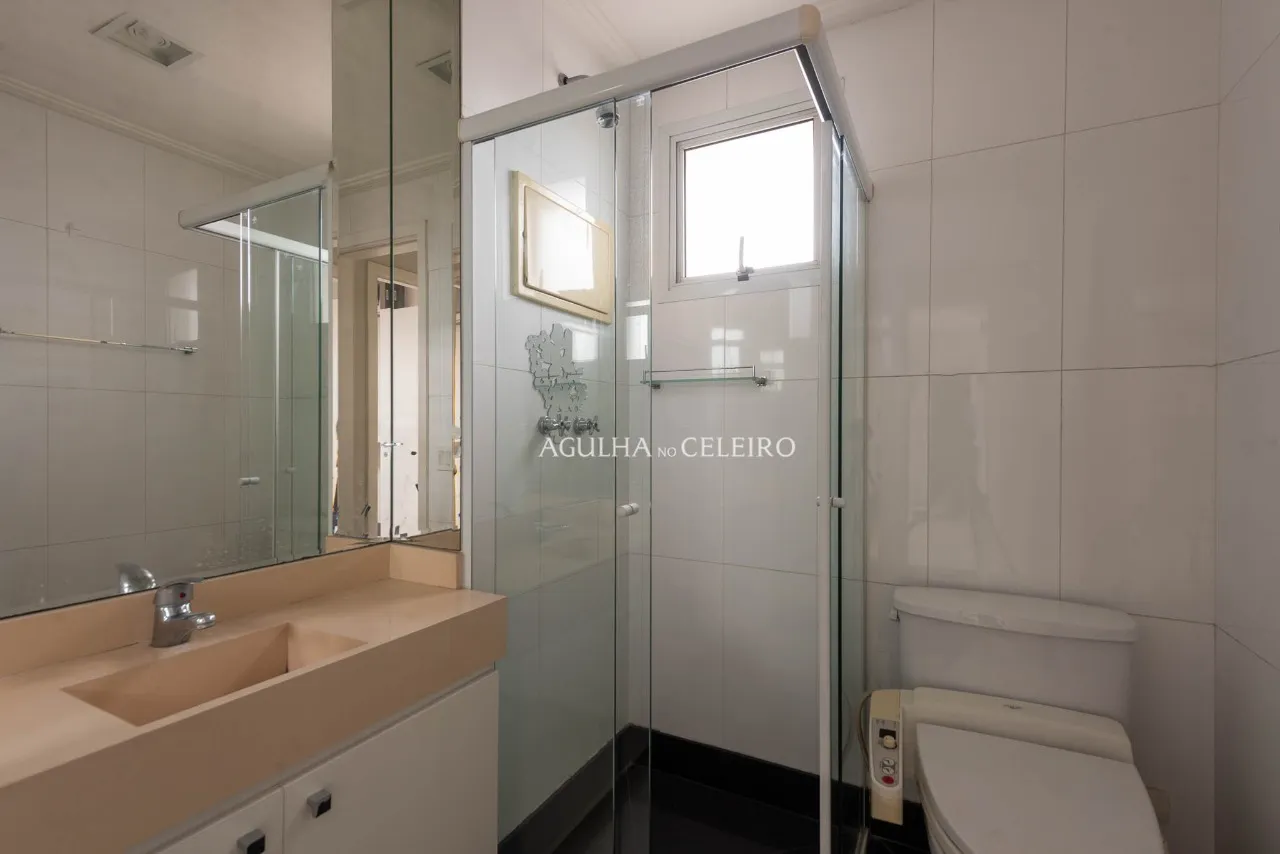 Cobertura perto do Parque Ibirapuera à venda na Vila Nova Conceição. – 21696