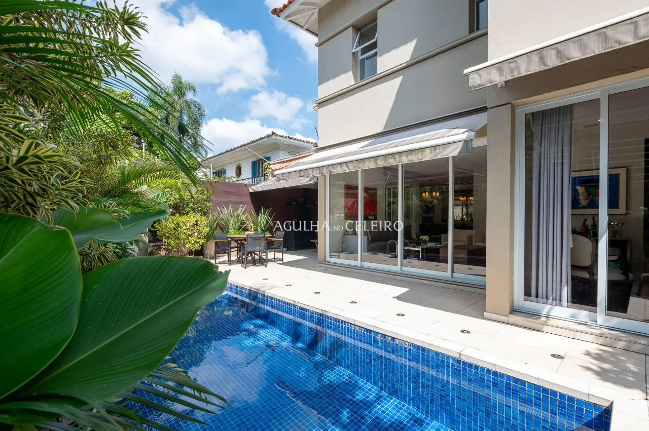 Casa exclusiva em condomínio no Jardim Guedala, pronta para morar. – 21705