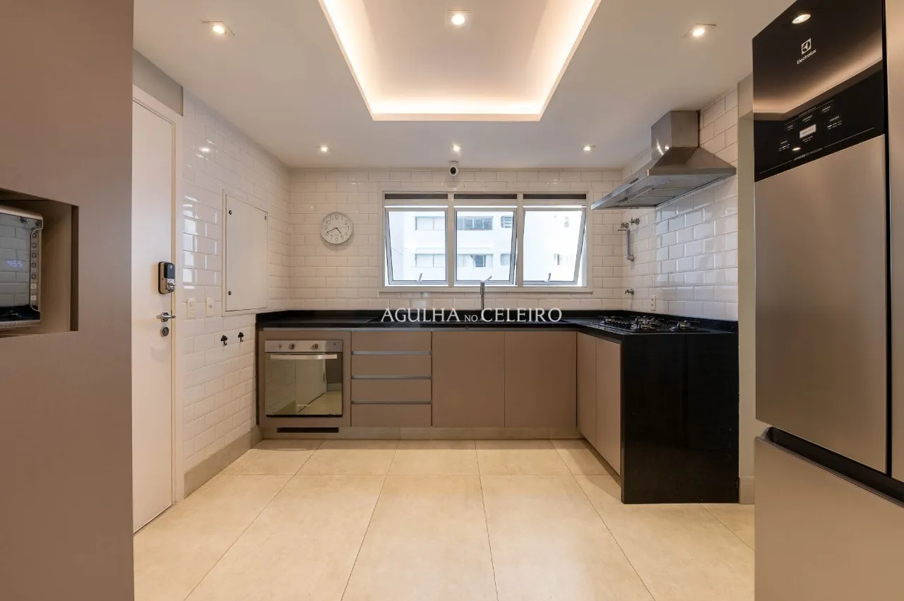 Um apartamento onde espaço, luz e sofisticação se encontram no Brooklin. – 21712