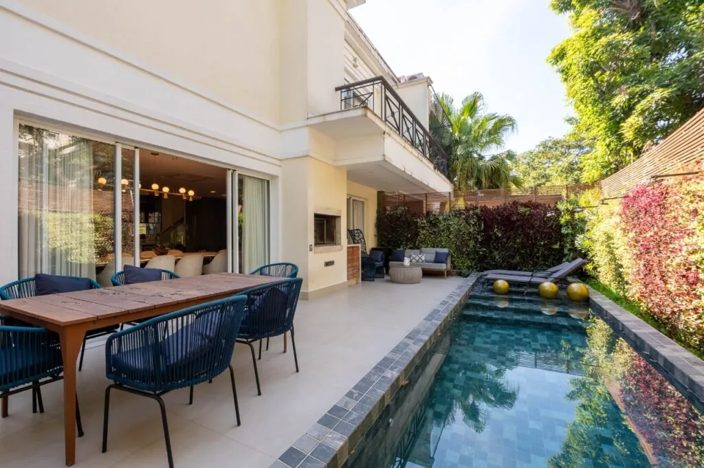 Casa alto astral em condomínio no Cidade Jardim – 21720