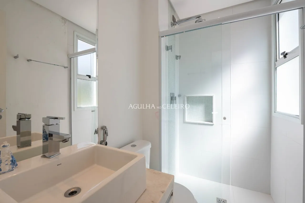 Casa alto astral em condomínio no Cidade Jardim – 21720