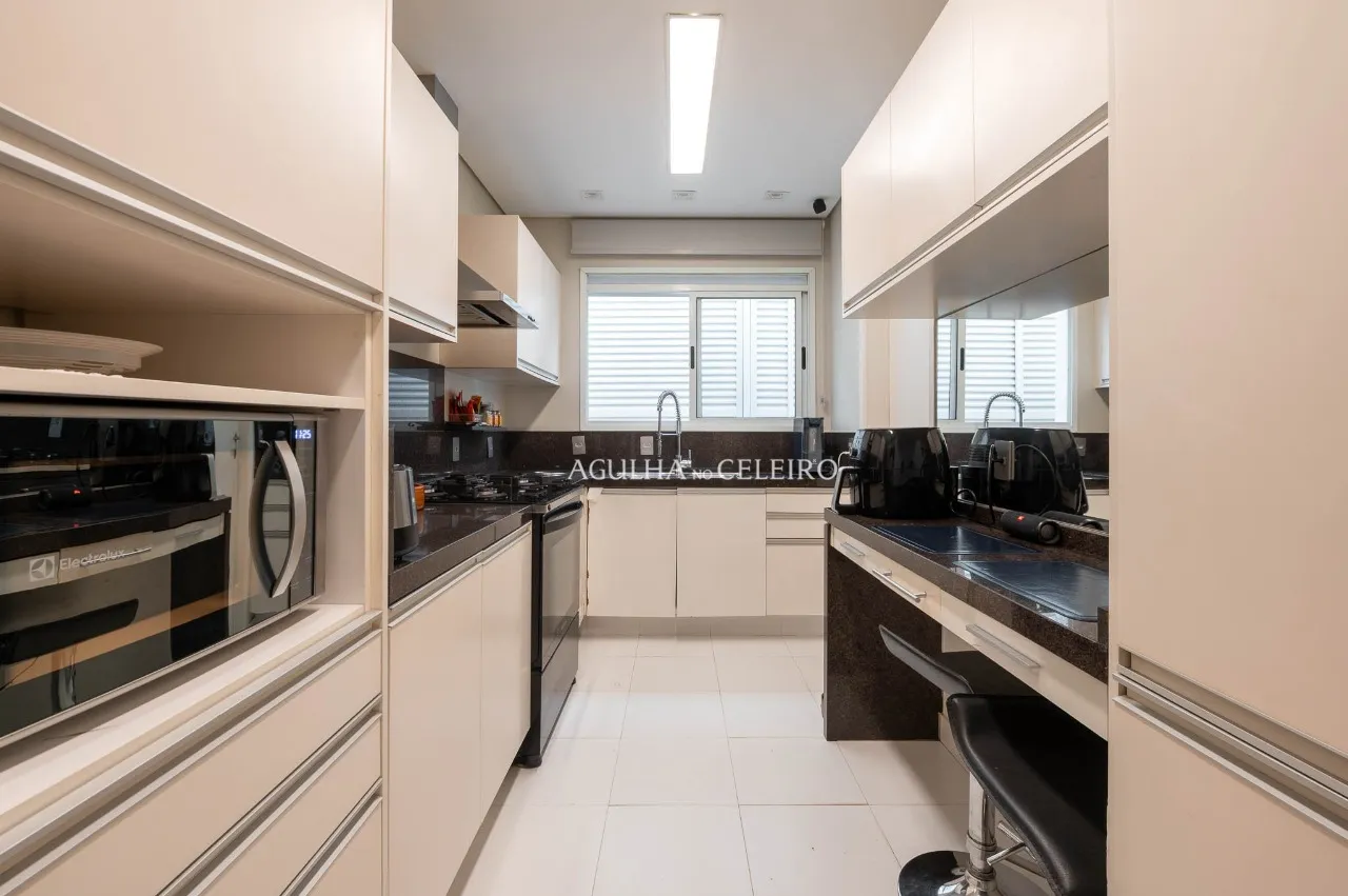 Casa alto astral em condomínio no Cidade Jardim – 21720
