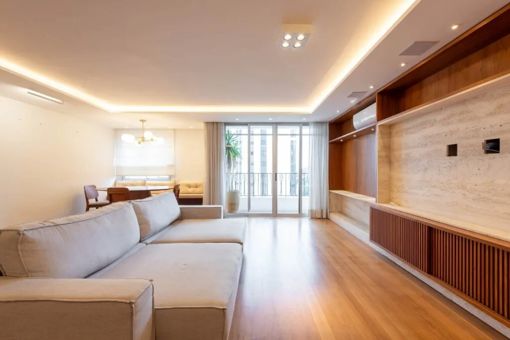 Apartamento reformado à venda na Vila Nova Conceição. – 21722