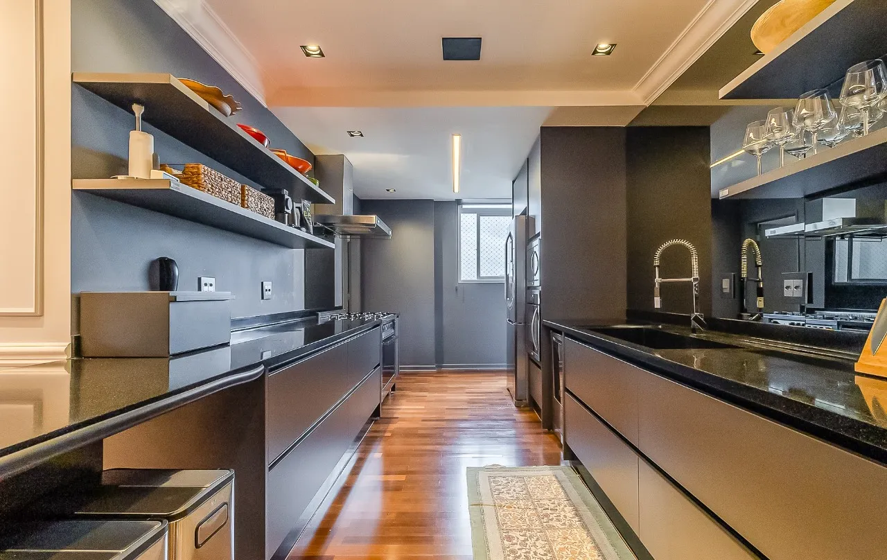 Apartamento com vista aberta, muita luz e atmosfera acolhedora para viver bem nos Jardins. – 21730