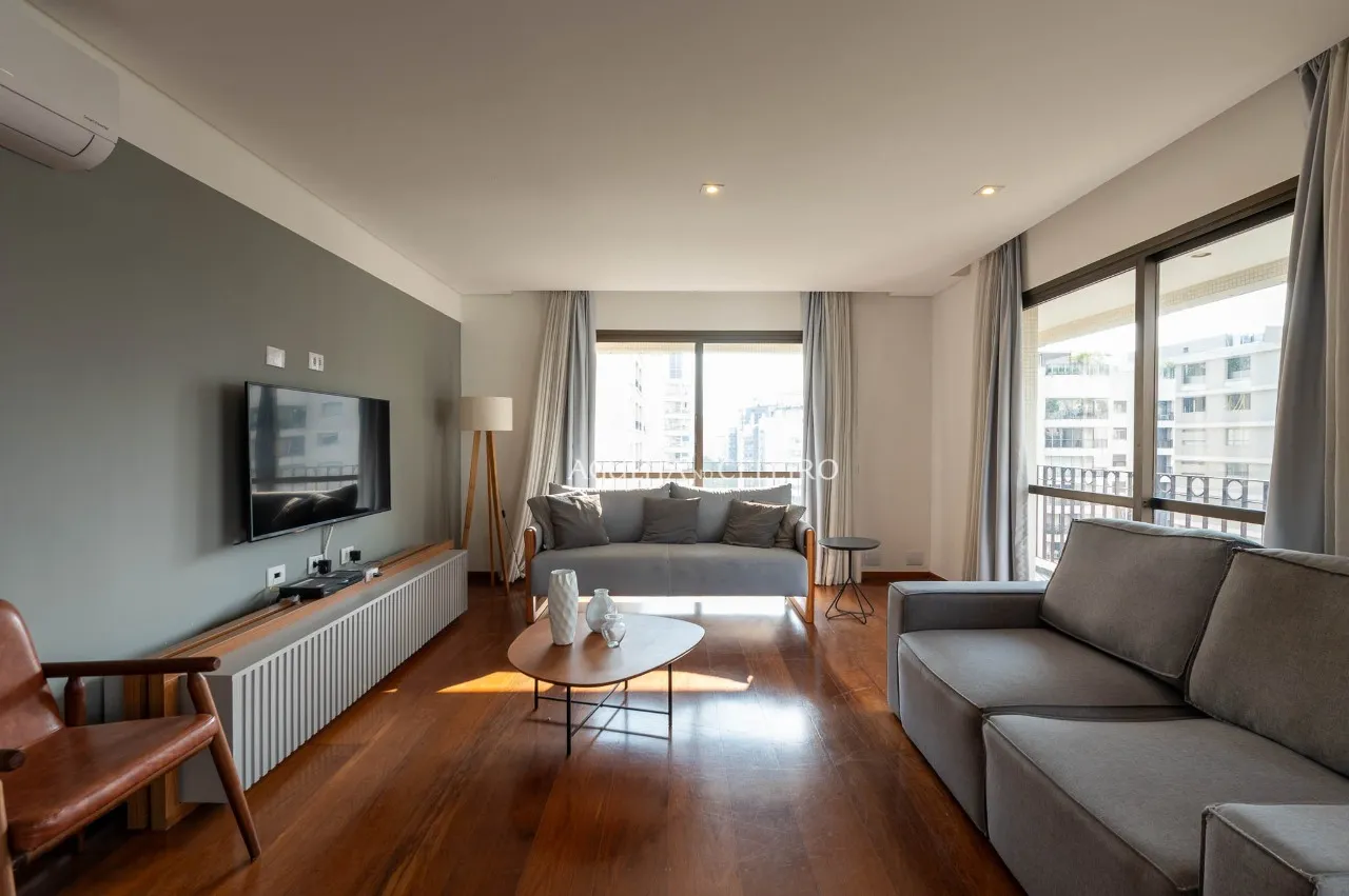 Apartamento espaçoso à venda na Vila Nova Conceição – 21767