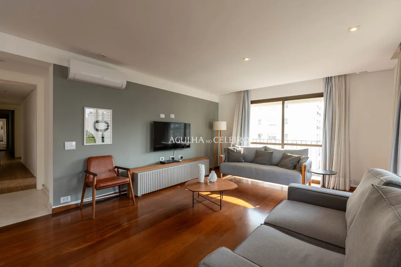 Apartamento espaçoso à venda na Vila Nova Conceição – 21767