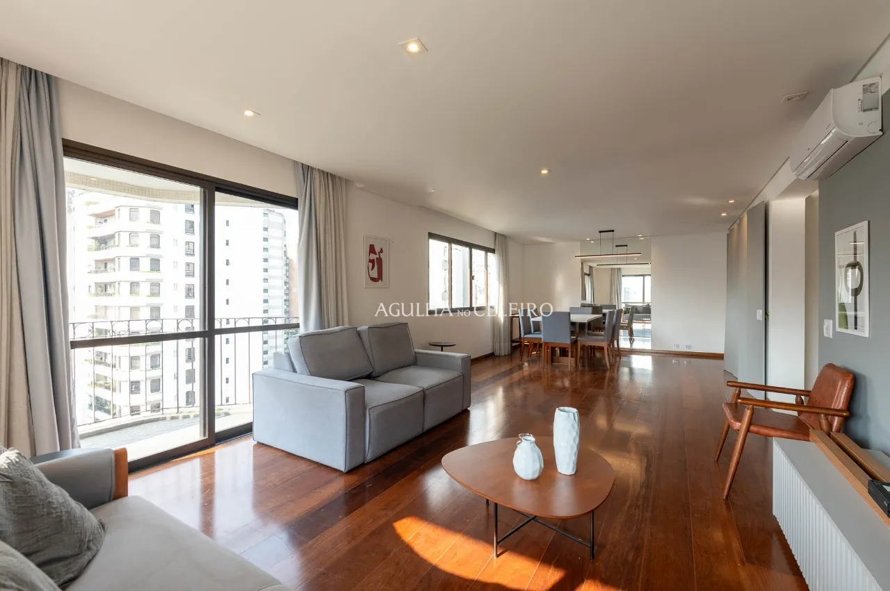 Apartamento espaçoso à venda na Vila Nova Conceição – 21767