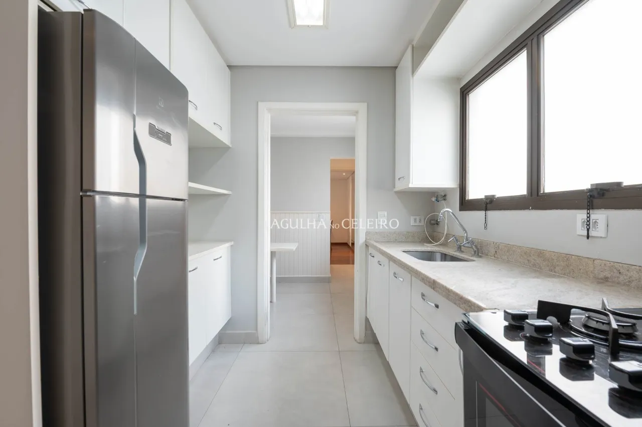 Apartamento espaçoso à venda na Vila Nova Conceição – 21767