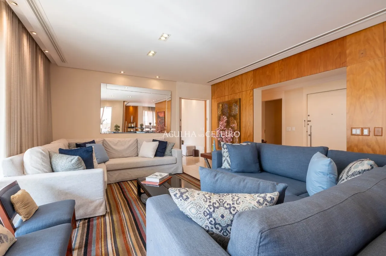 Apartament reformado à venda no Itaim Bibi. – 21778