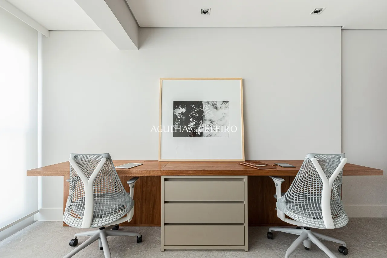 Apartamento moderno à venda em Moema – 21779