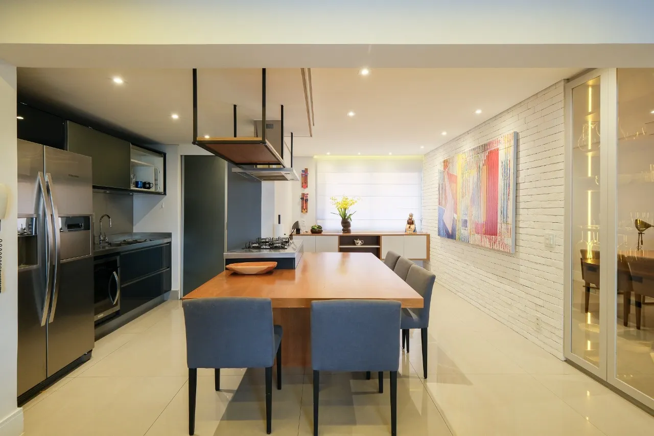 Apartamento reformado à venda na Vila Nova Conceição. – 21780