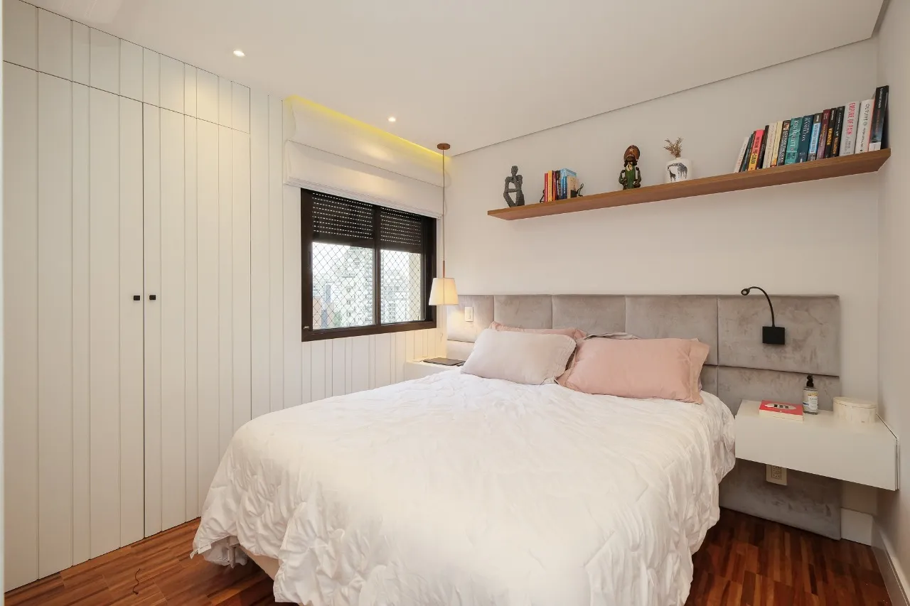 Apartamento reformado à venda na Vila Nova Conceição. – 21780