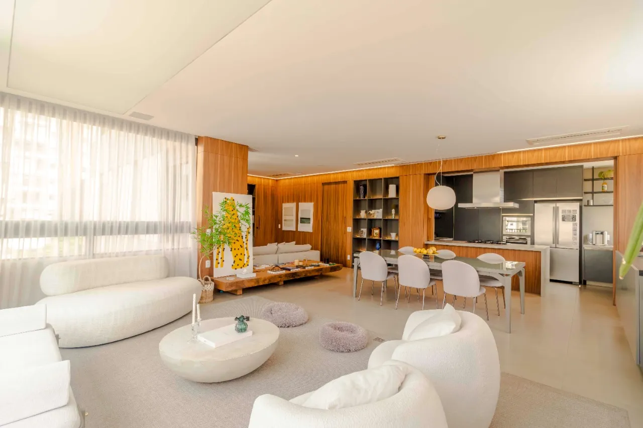 Layout contemporâneo e funcional, marcenaria impecável, ar-condicionado em todos ambientes, prédio novo com lazer completo. – 21782