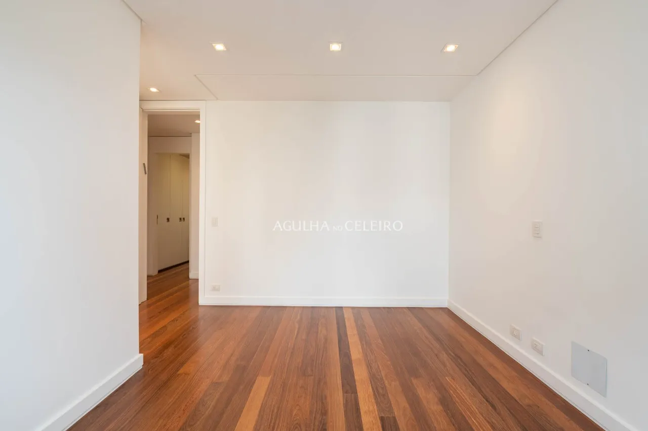 Apartamento maravilhoso com vista livre à venda no Itaim Bibi. – 21788