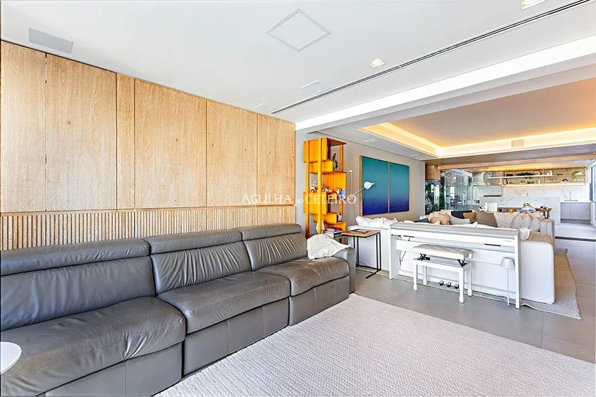 Apartamento em edifício Zarvos super reformado e com área gourmet incrível em Perdizes – 21802