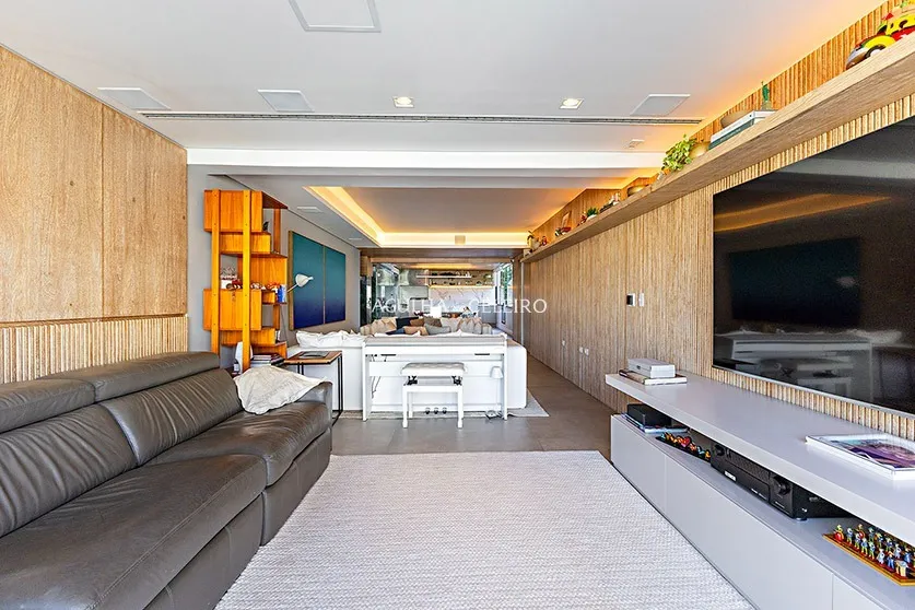 Apartamento em edifício Zarvos super reformado e com área gourmet incrível em Perdizes – 21802