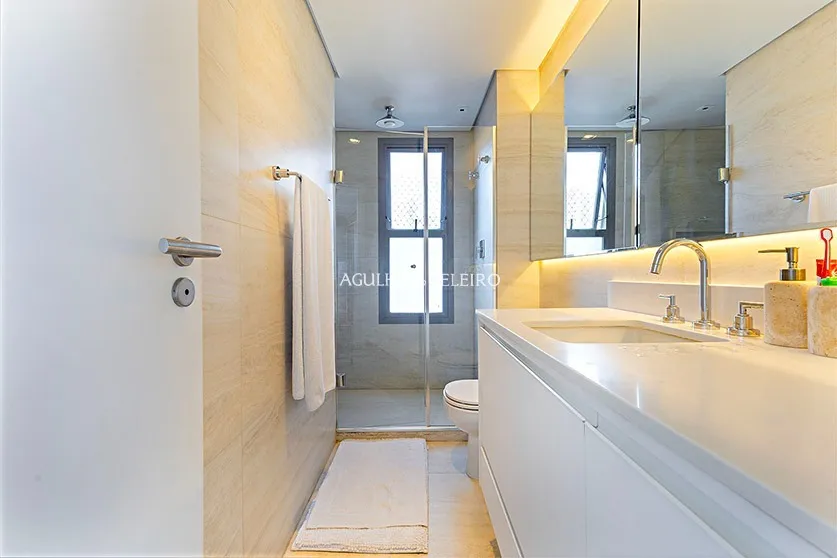 Apartamento em edifício Zarvos super reformado e com área gourmet incrível em Perdizes – 21802