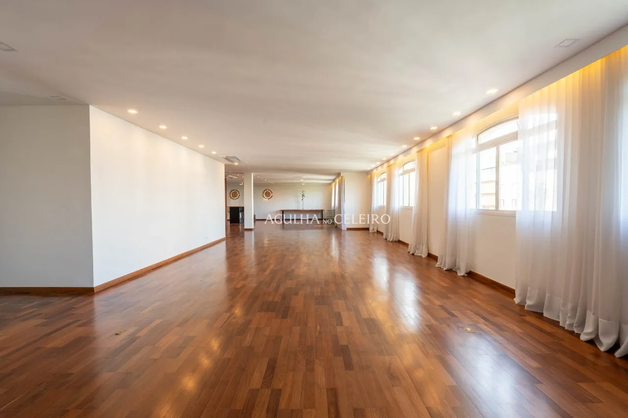Oportunidade única em apartamento amplo no Itaim Bibi. – 21820