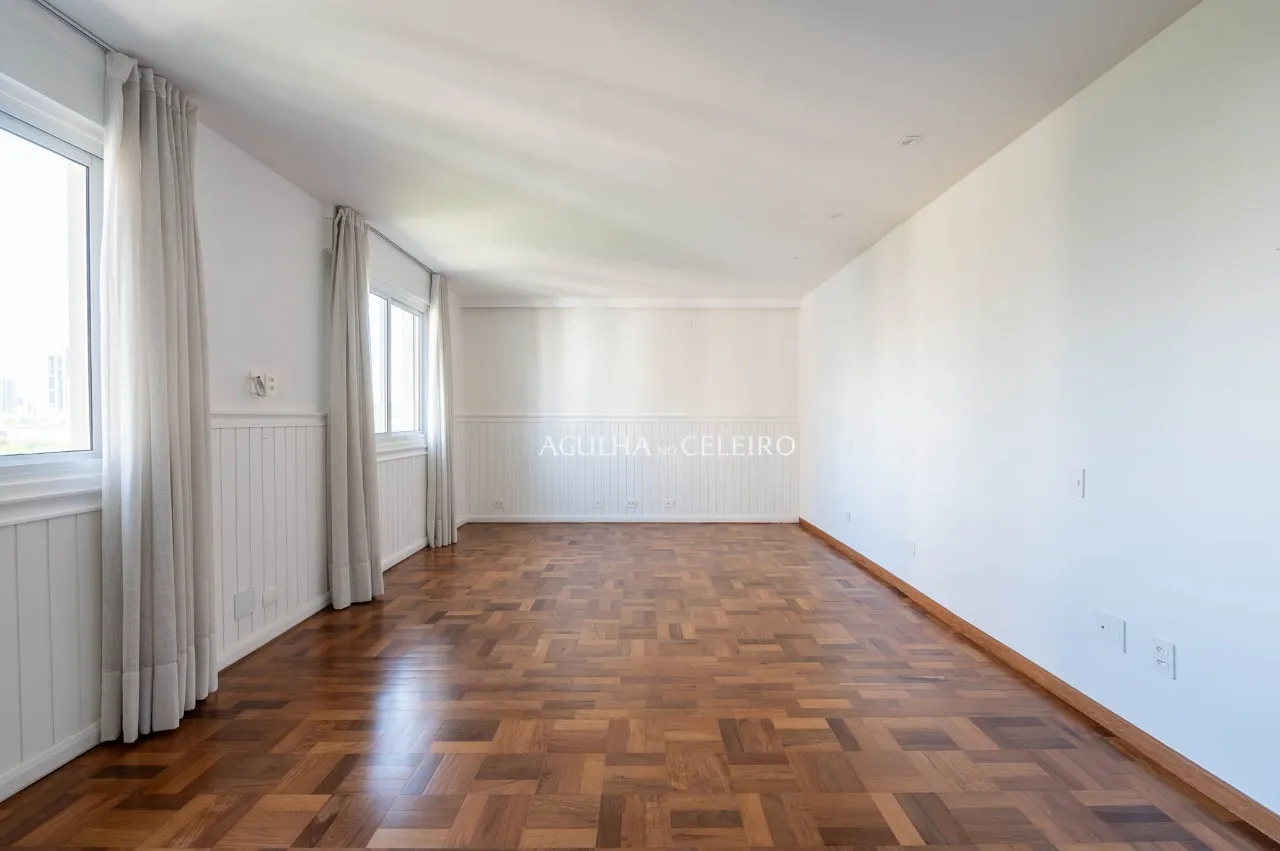 Oportunidade única em apartamento amplo no Itaim Bibi. – 21820