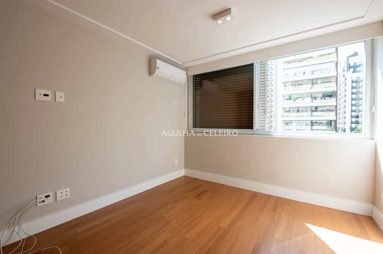 Apartamento reformado à venda no Jardim Paulista. – 21899
