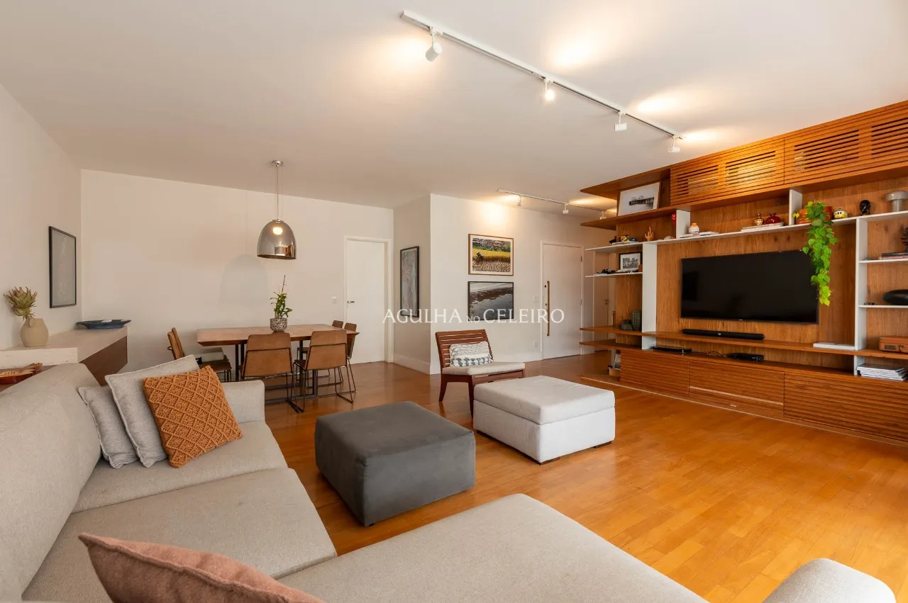 Venda na Vila Nova Conceição reformado com lazer – 8888