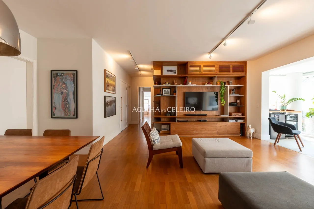 Venda na Vila Nova Conceição reformado com lazer – 8888