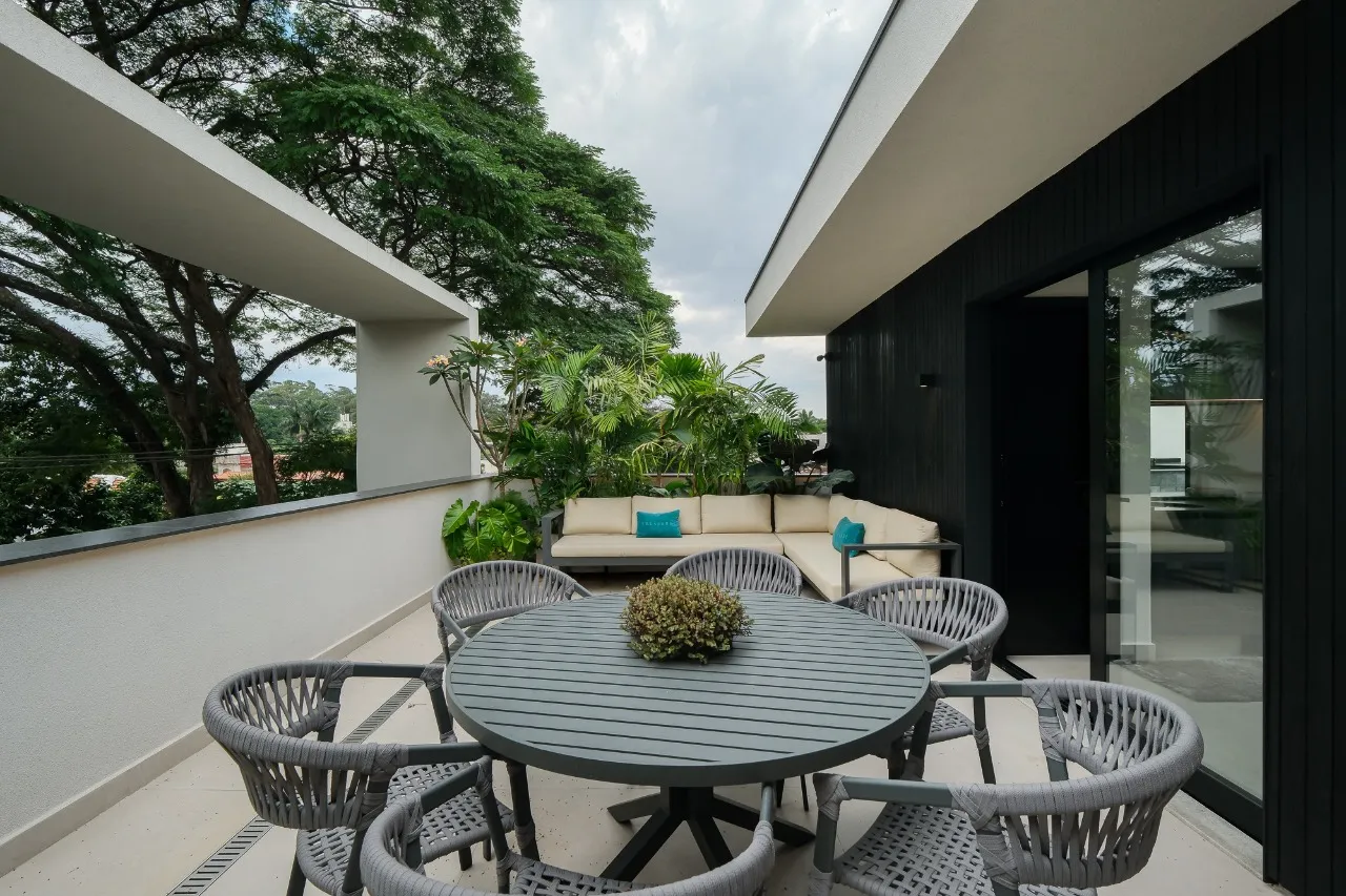 Um refúgio bem localizado à venda na Vila Nova Conceição. – 9100