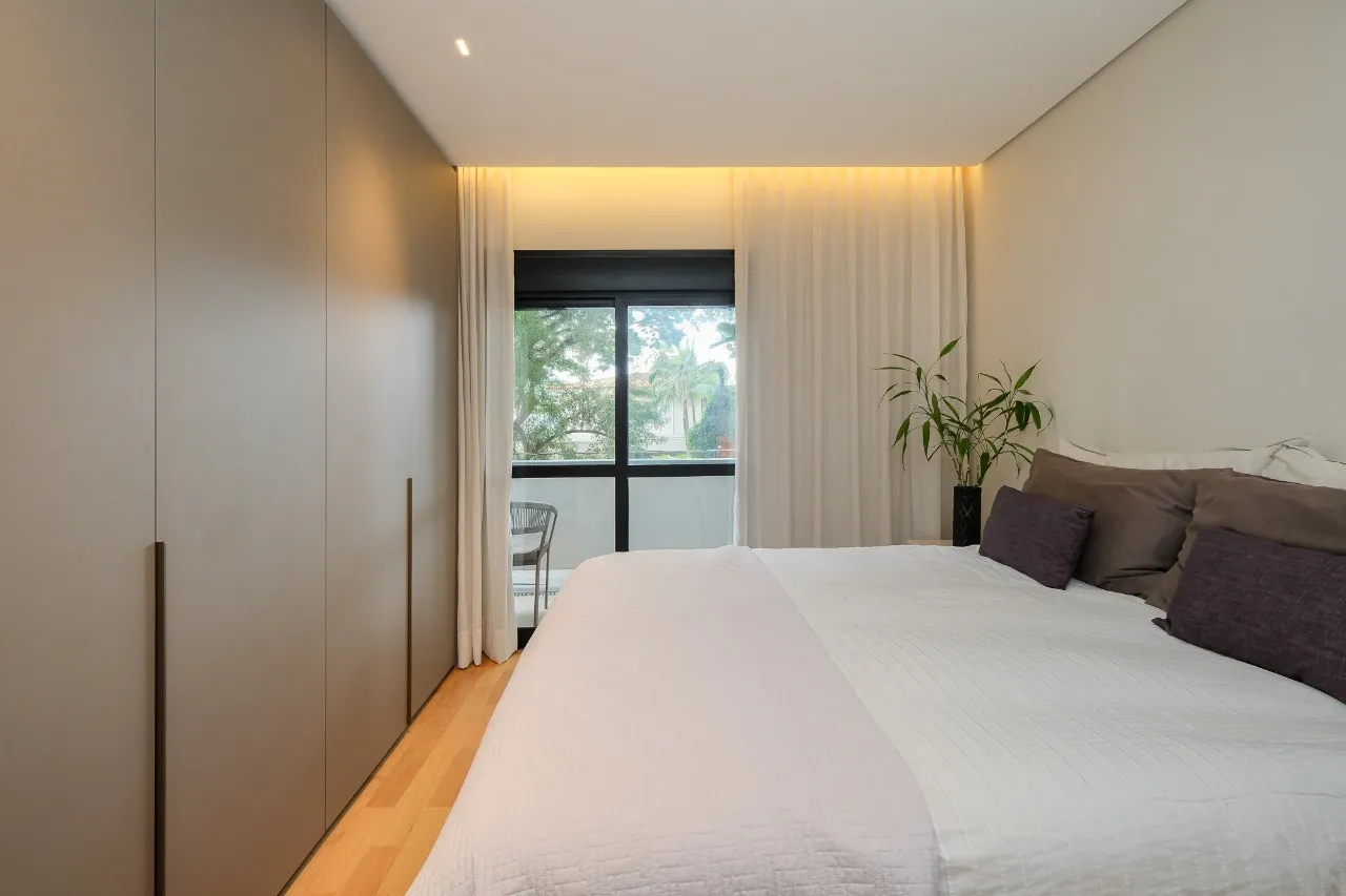 Um refúgio bem localizado à venda na Vila Nova Conceição. – 9100