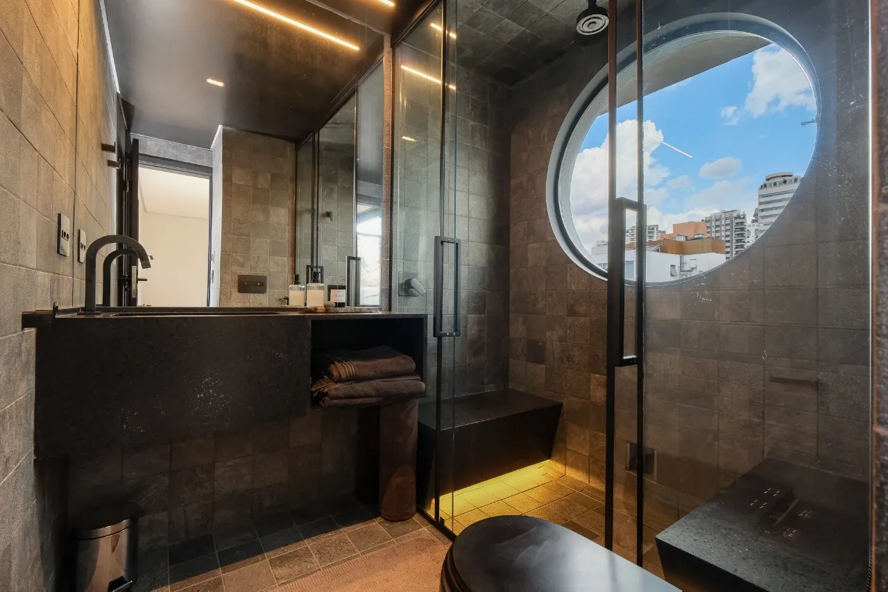 Um refúgio bem localizado à venda na Vila Nova Conceição. – 9100