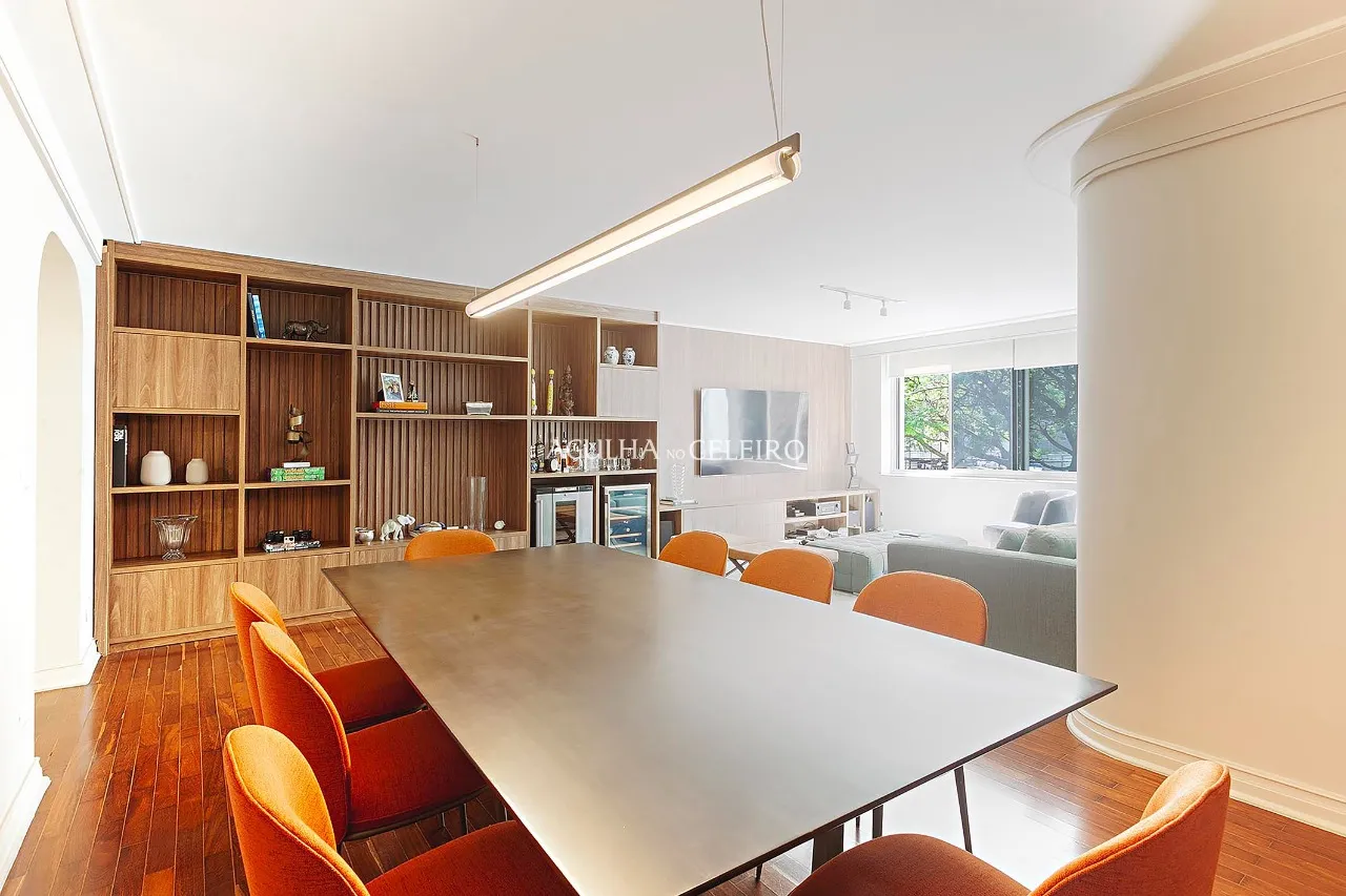 Apartamento com muito conforto em excelente localização à venda na Vila Nova Conceição. – 9523