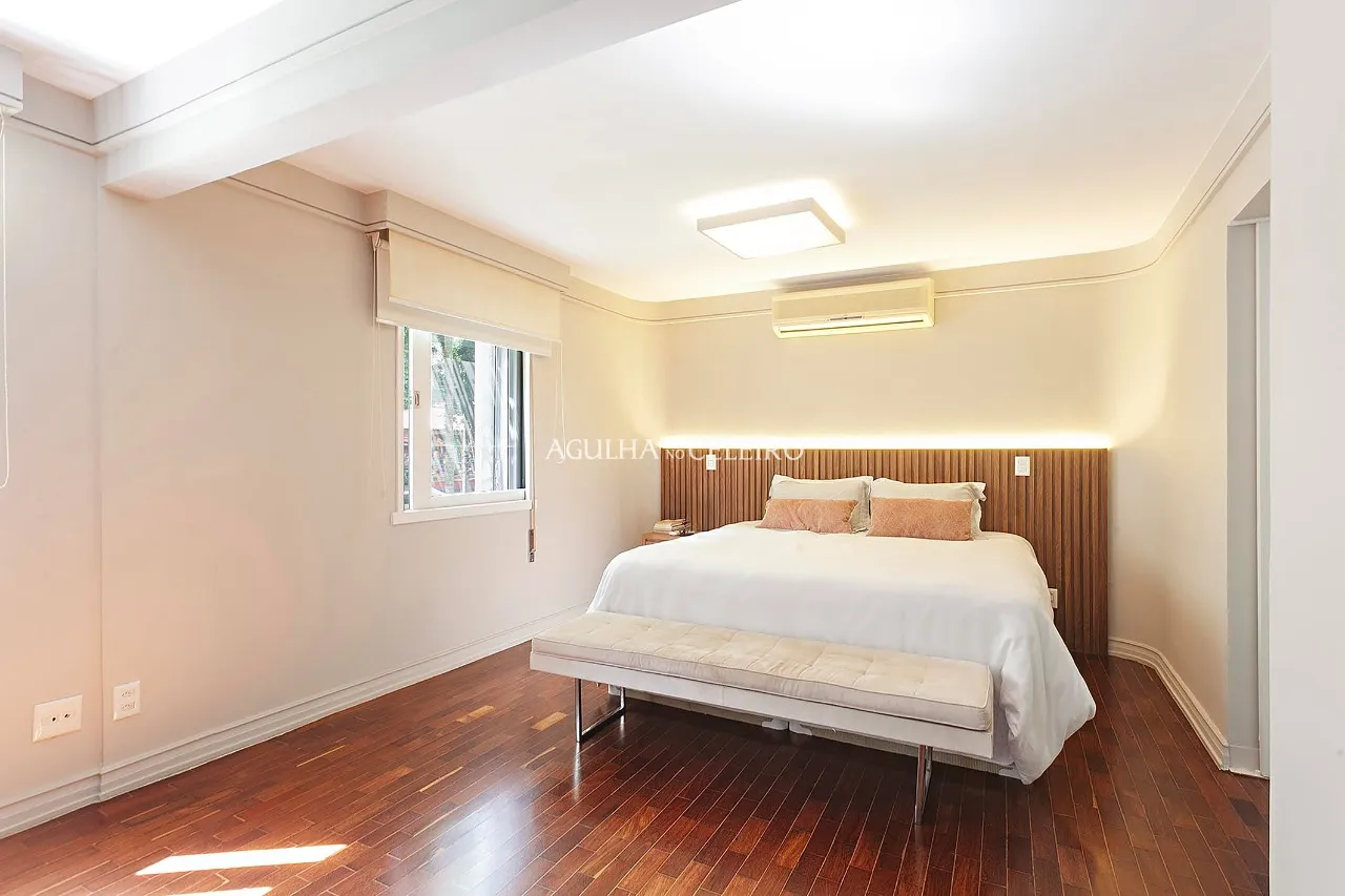 Apartamento com muito conforto em excelente localização à venda na Vila Nova Conceição. – 9523