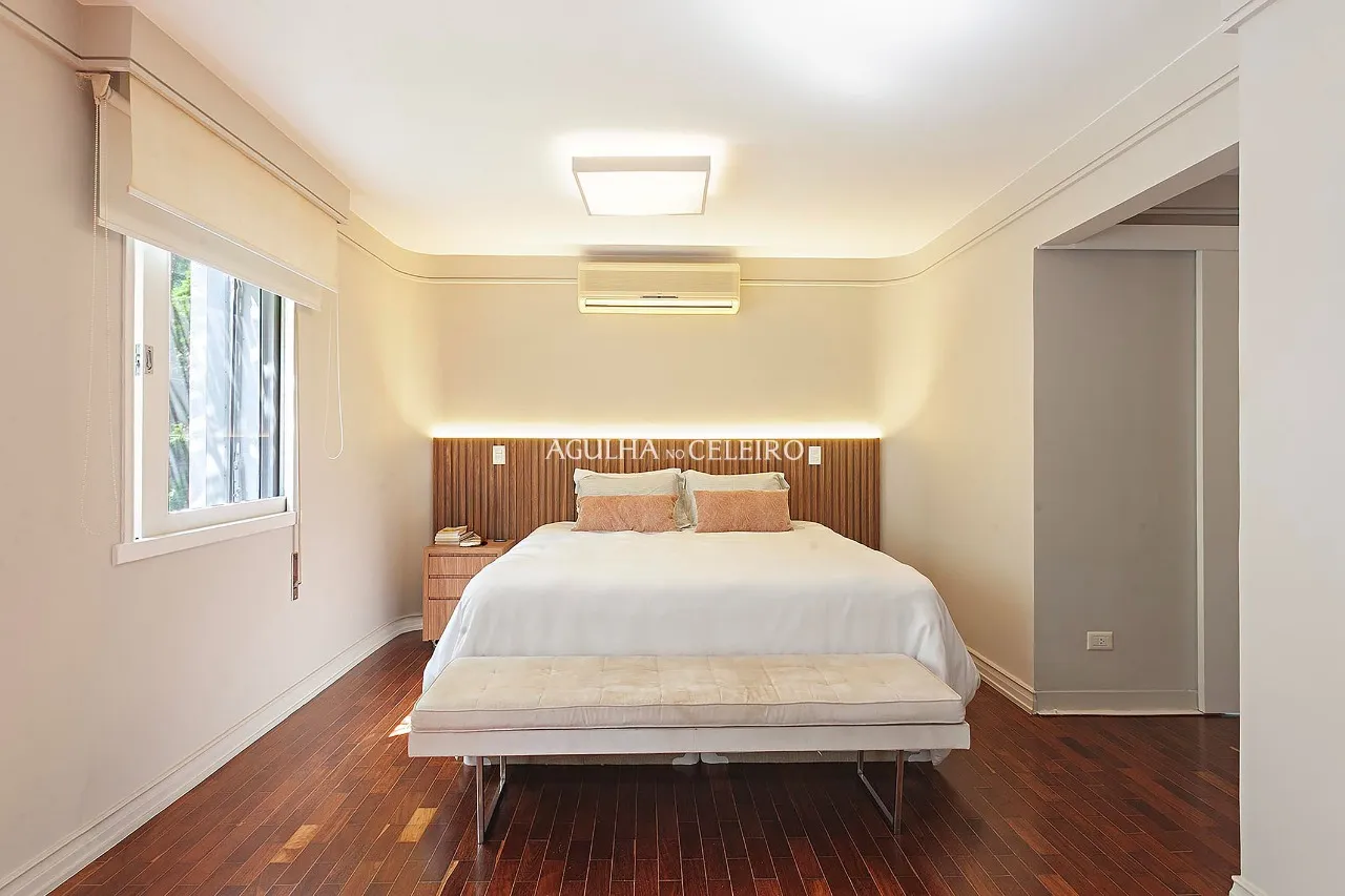 Apartamento com muito conforto em excelente localização à venda na Vila Nova Conceição. – 9523