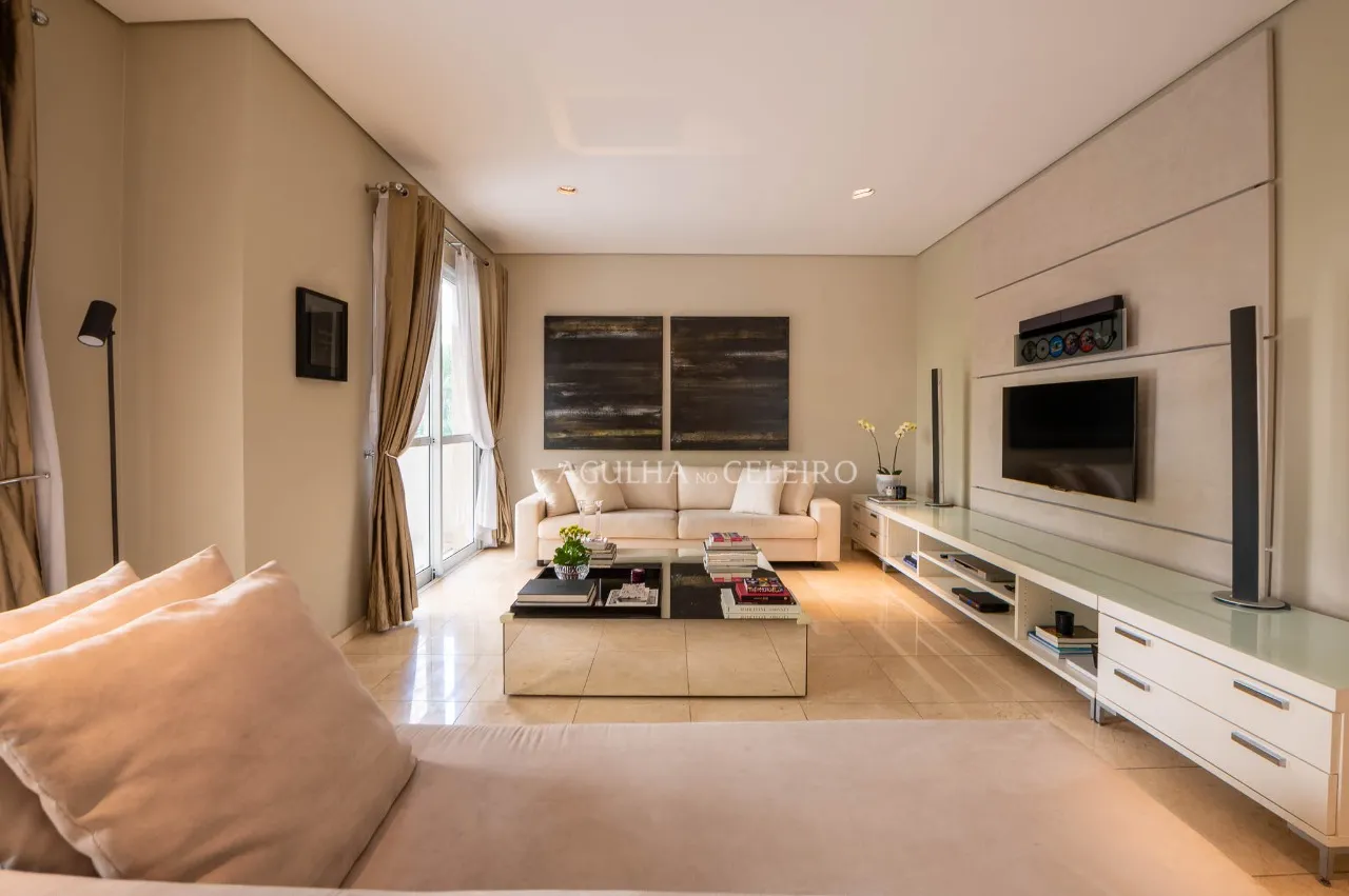 Apartamento à venda em prédio Neoclássico no Jardim América – 9547