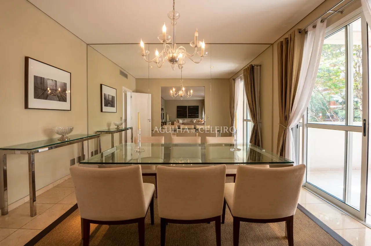 Apartamento à venda em prédio Neoclássico no Jardim América – 9547