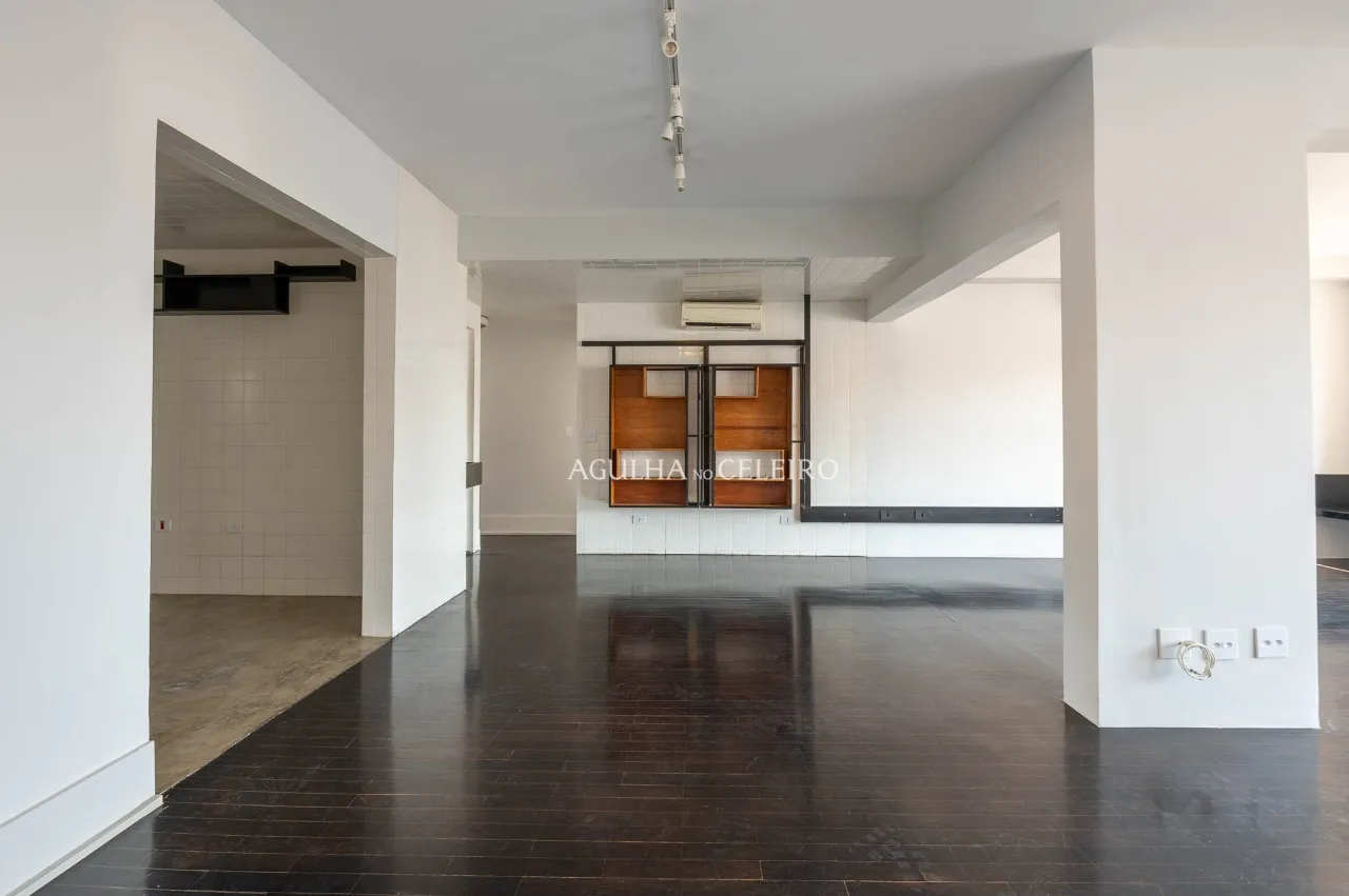 Apartamento iluminado e com vista na parte plana do Jardim América – AP3309