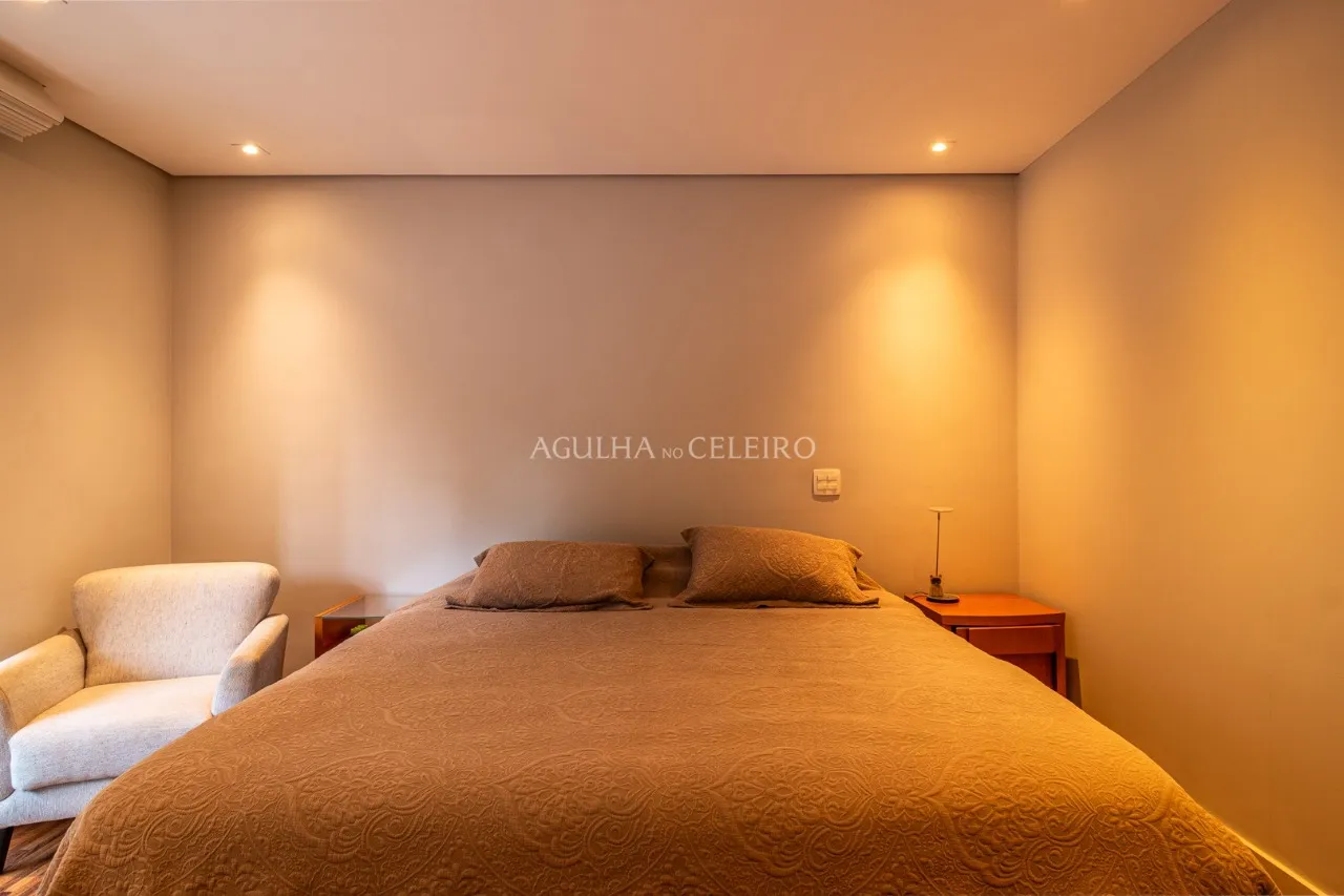 Apartamento reformado à venda em Campo Belo. – AP3778