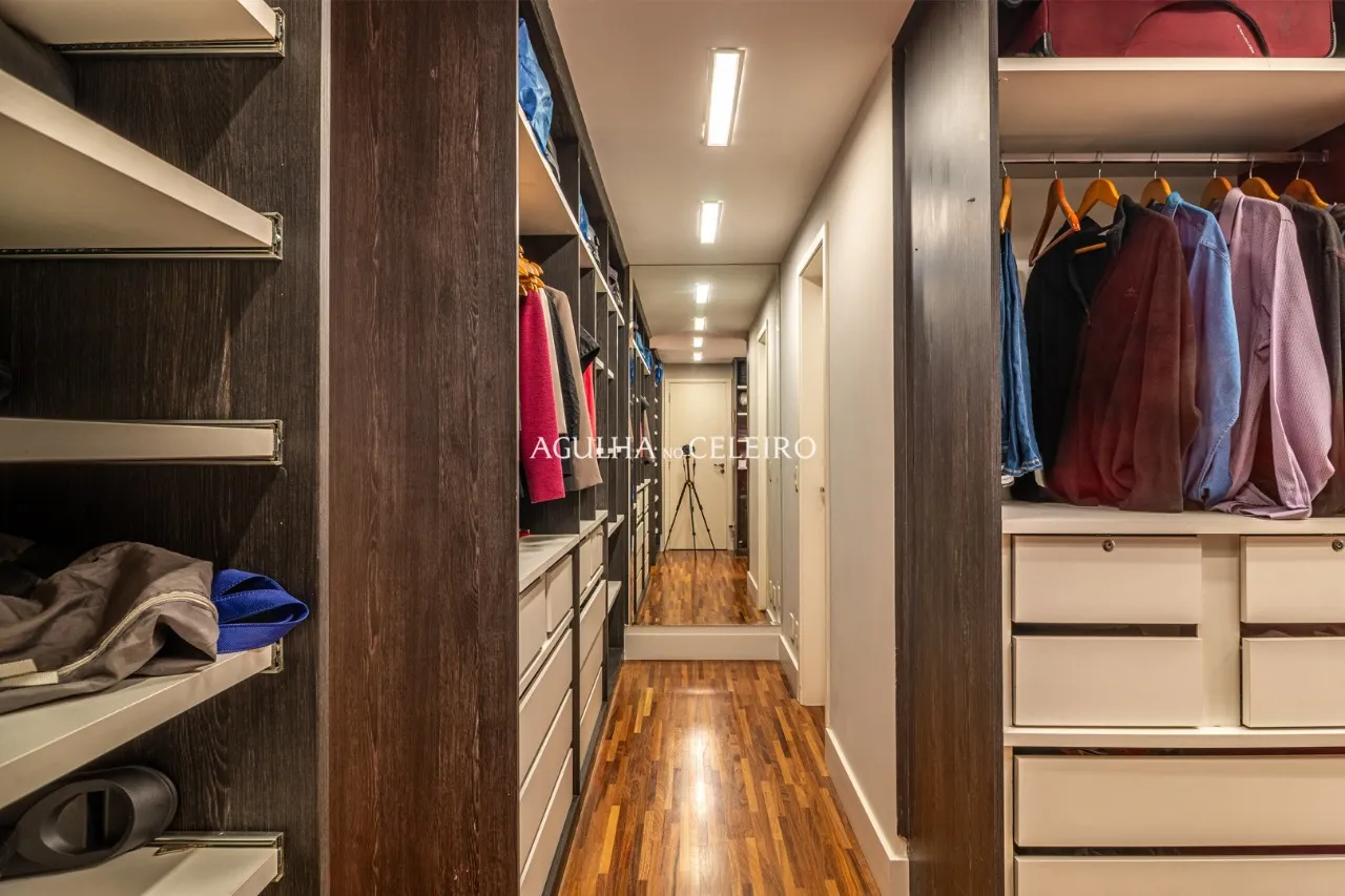 Apartamento reformado à venda em Campo Belo. – AP3778