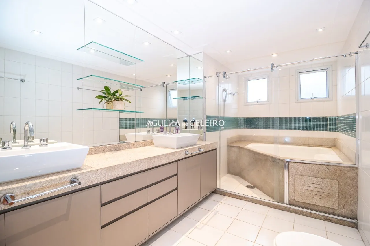 Apartamento reformado à venda em Campo Belo. – AP3778