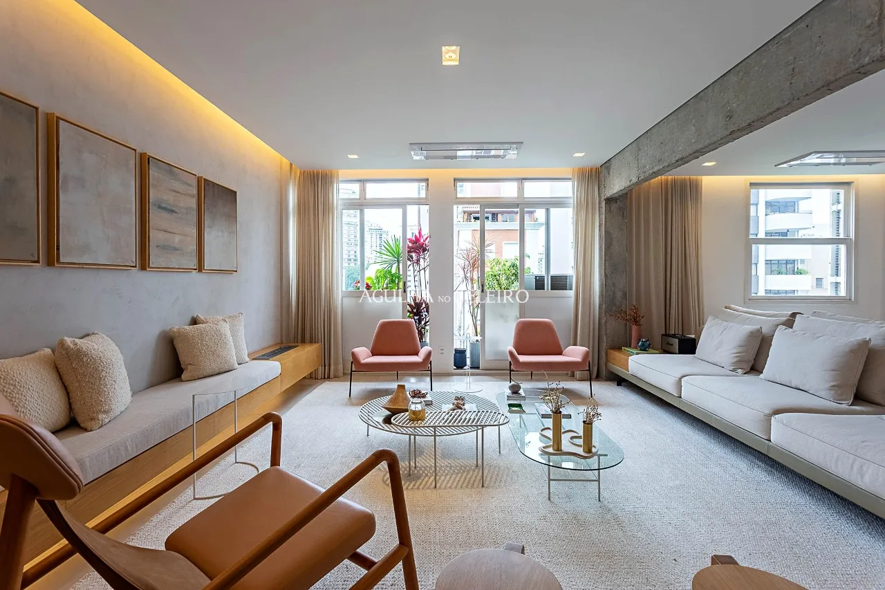 Apartamento reformado e mobiliado à venda no Jardim América – AP4185