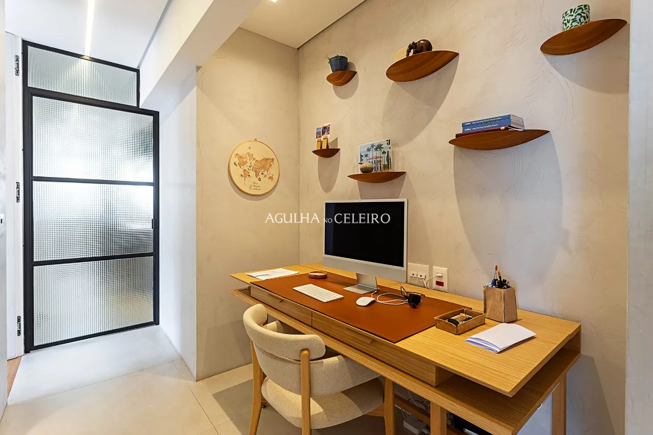 Apartamento reformado e mobiliado à venda no Jardim América – AP4185