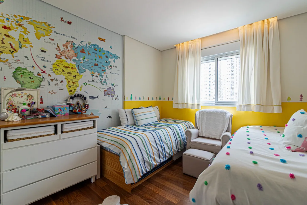 Apartamento reformado, espaçoso e com lazer à venda no Itaim Bibi – AP4857