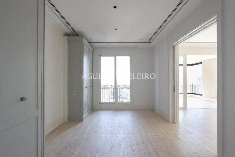 Apartamento com vista maravilhosa para alugar no Jardim Paulistano. – AP5887